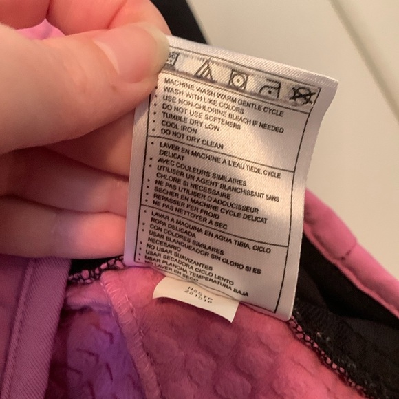 Nike Pink & Black Sphere Thermal Textured 1/2 Zip Sweatshirt Size Medium - Picture 12 of 13